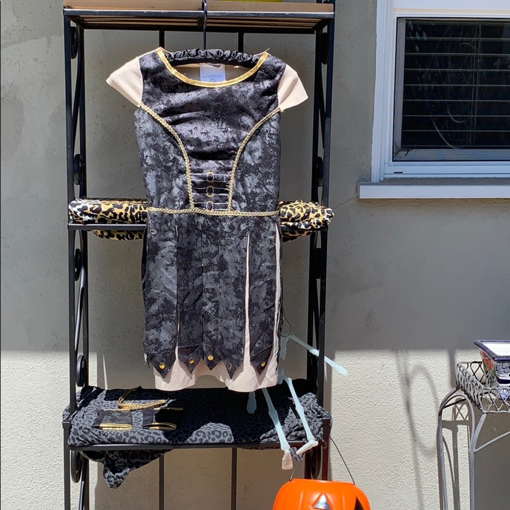Girls gladiator costume size 10/12